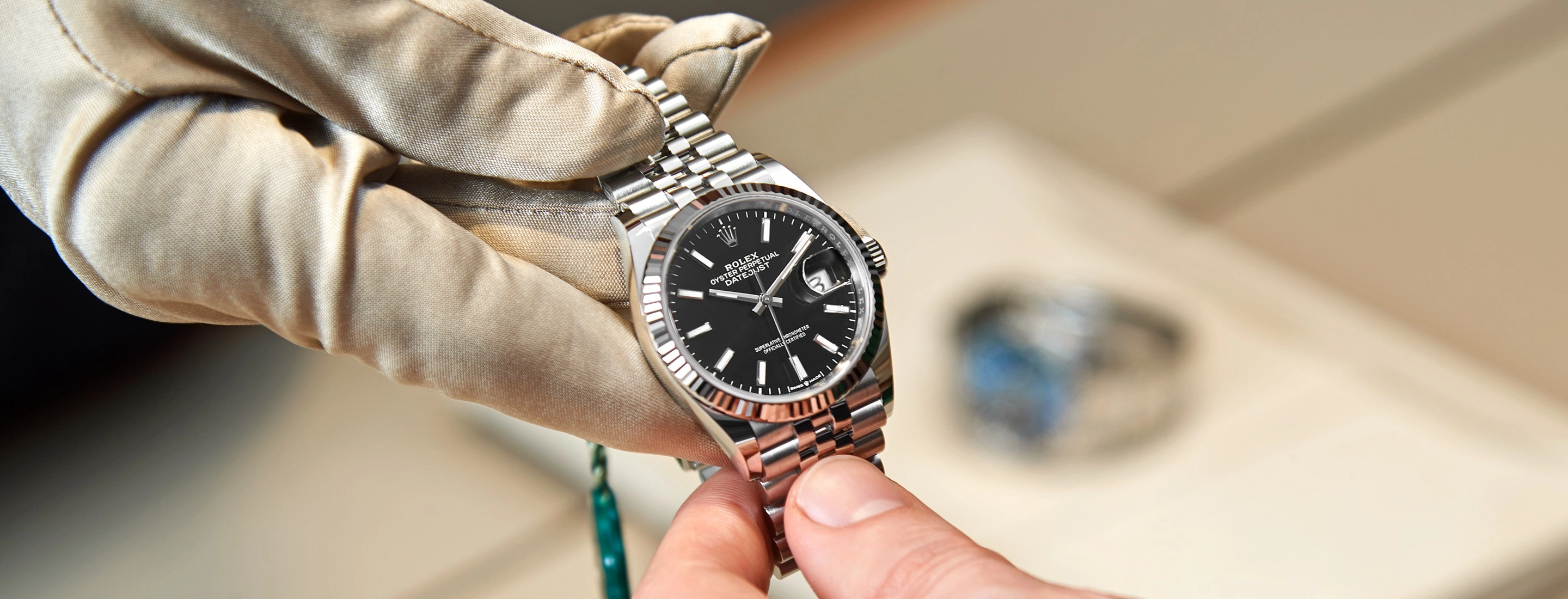 Rolex watch servicing procedure - Swiss Time Square