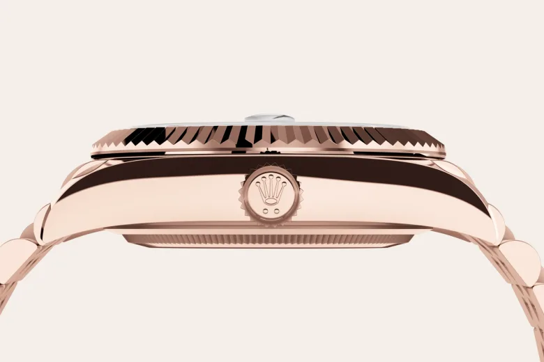 Rolex Sky-Dweller in 18 ct Everose gold, M336935-0006 - Swiss Time Square