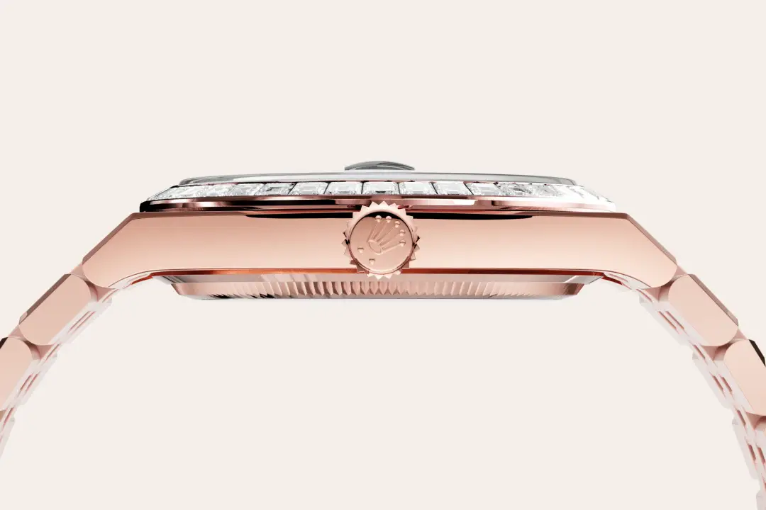 Rolex Land-Dweller in 18 ct Everose gold, M127385TBR-0003 - Swiss Time Square