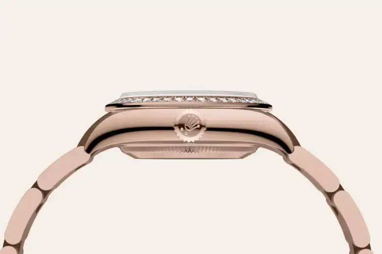 Rolex Oyster Perpetual in 18 ct Everose gold, M276245RBR-0002 - Swiss Time Square