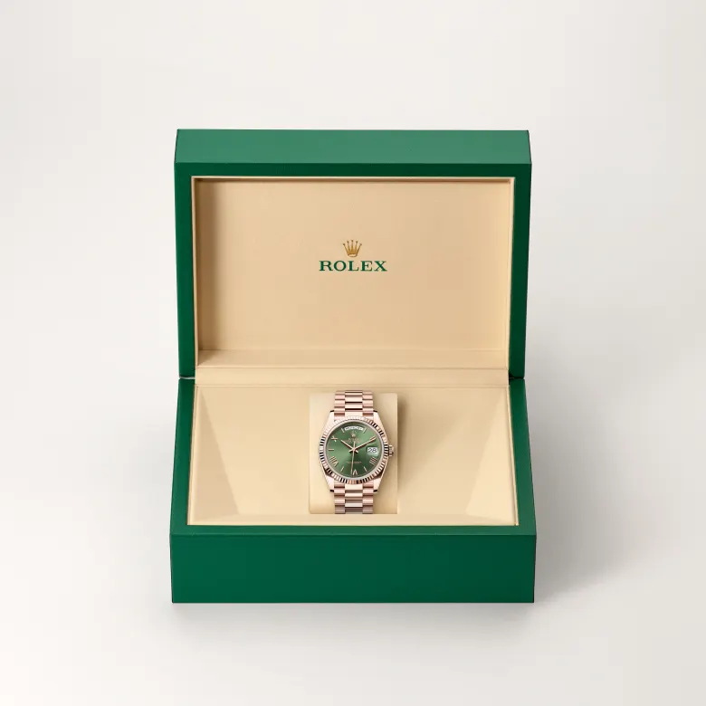 Rolex Day-Date M128235-0089 - Swiss Time Square, Second image