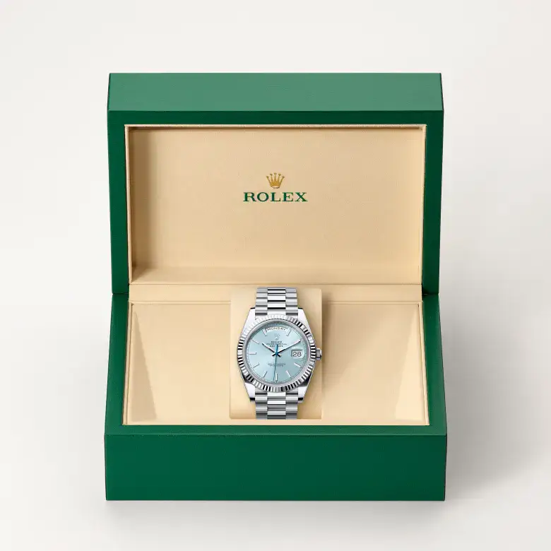 Rolex Day-Date M228236-0018 - Swiss Time Square, Second image